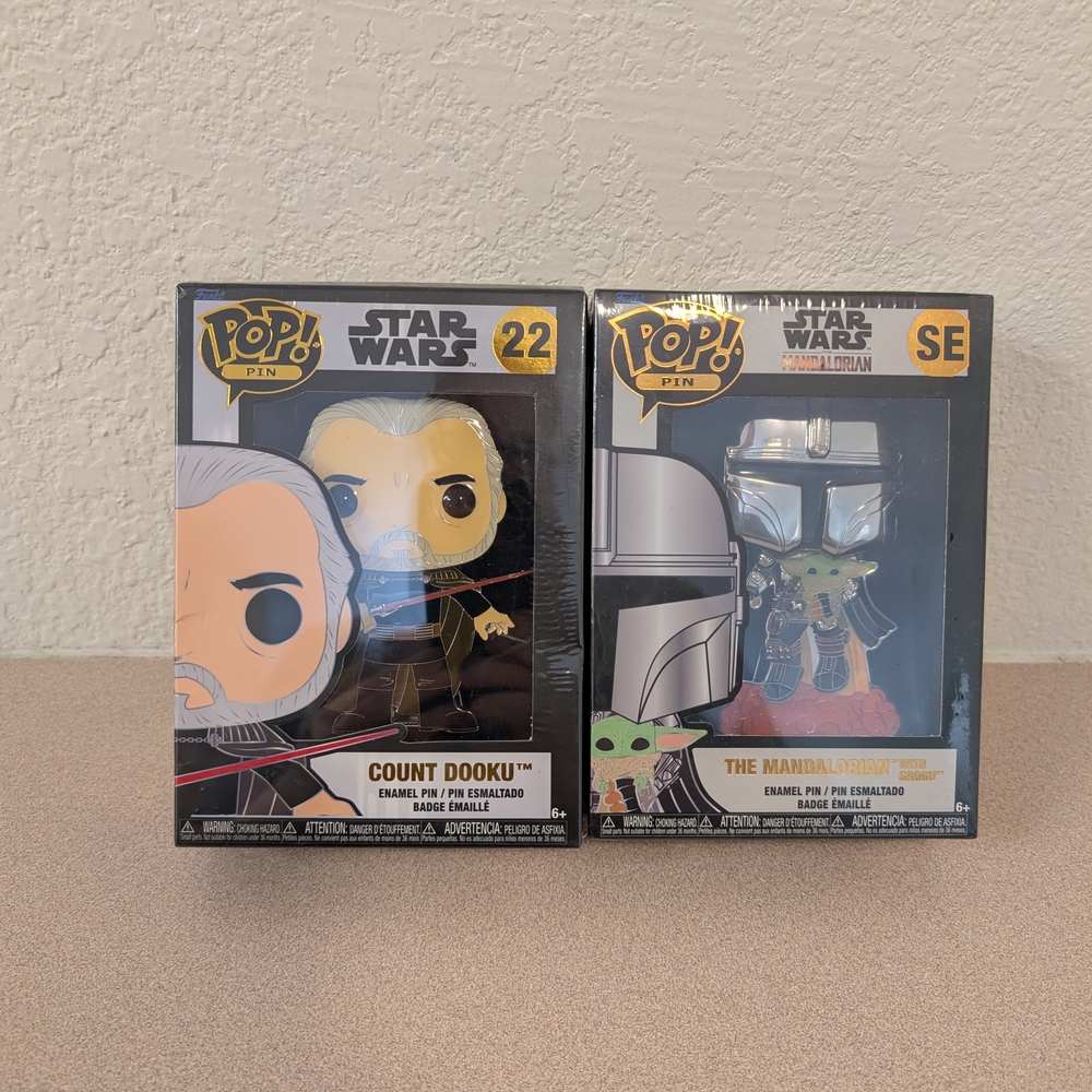Pop! Star Wars Count Dooku and Mandalorian Pin Set